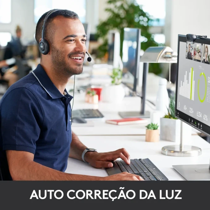 Webcam HD Logitech C270 com Microfone Embutido HD - imagem 4